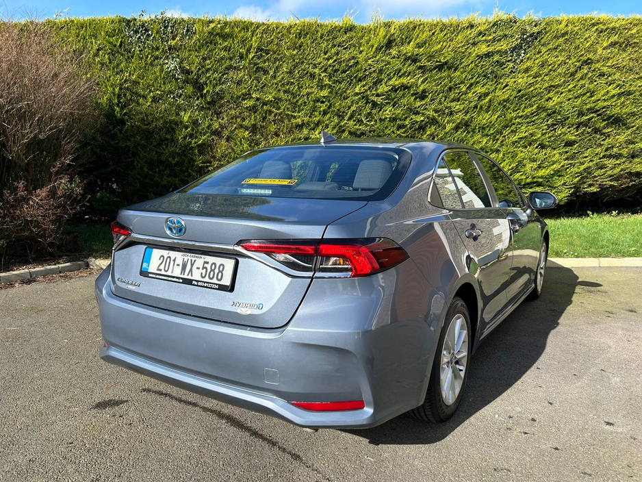 2020 Toyota Corolla - image 6