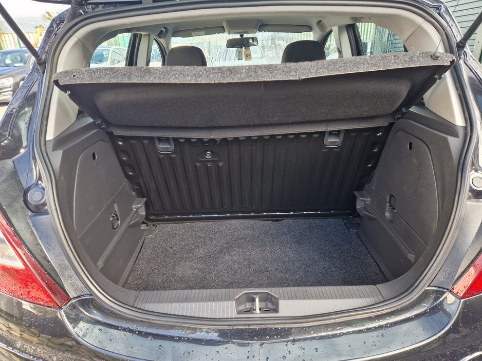 2014 Opel Corsa - image 17