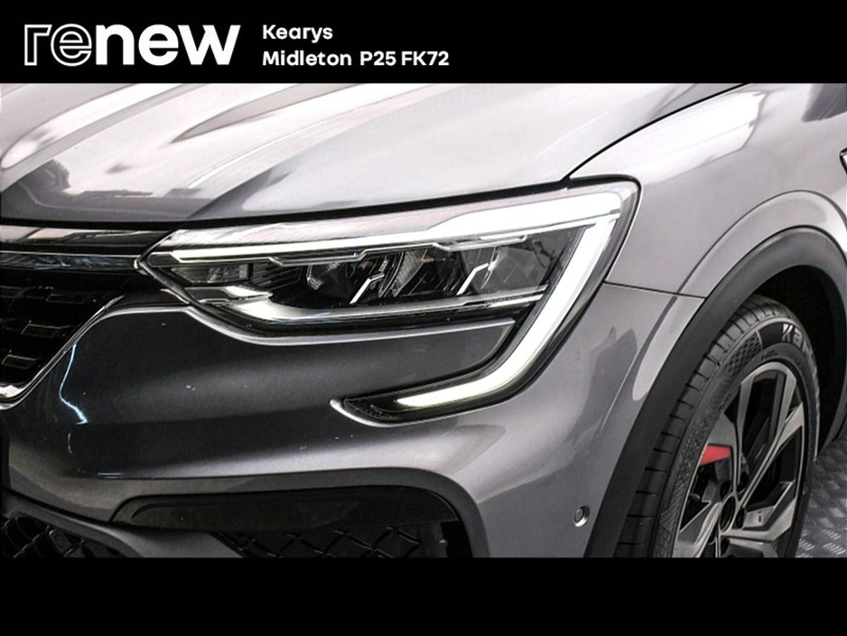 2022 Renault Arkana - image 15