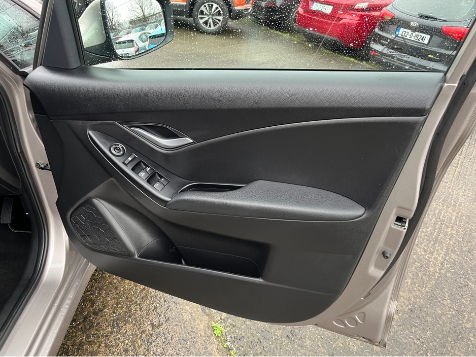 2018 Hyundai ix20 - image 12