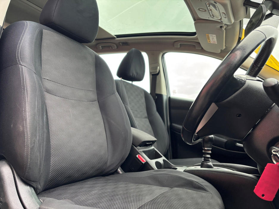 2016 Nissan Qashqai - image 12