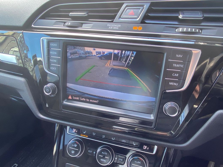 2017 Volkswagen Touran - image 21