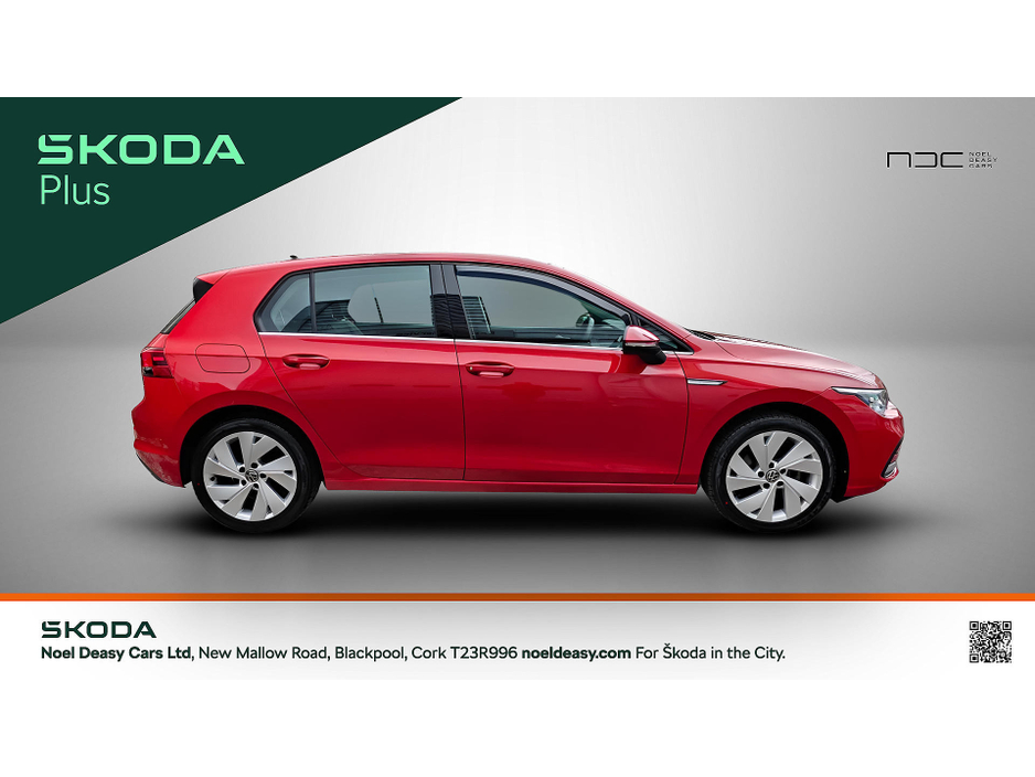 2024 Volkswagen Golf - image 3