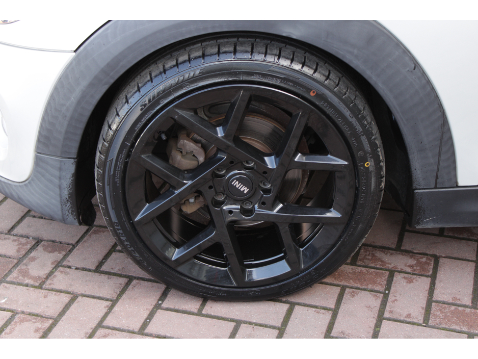 2019 MINI Cooper - image 22