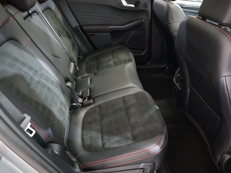 2024 Ford Kuga - image 29