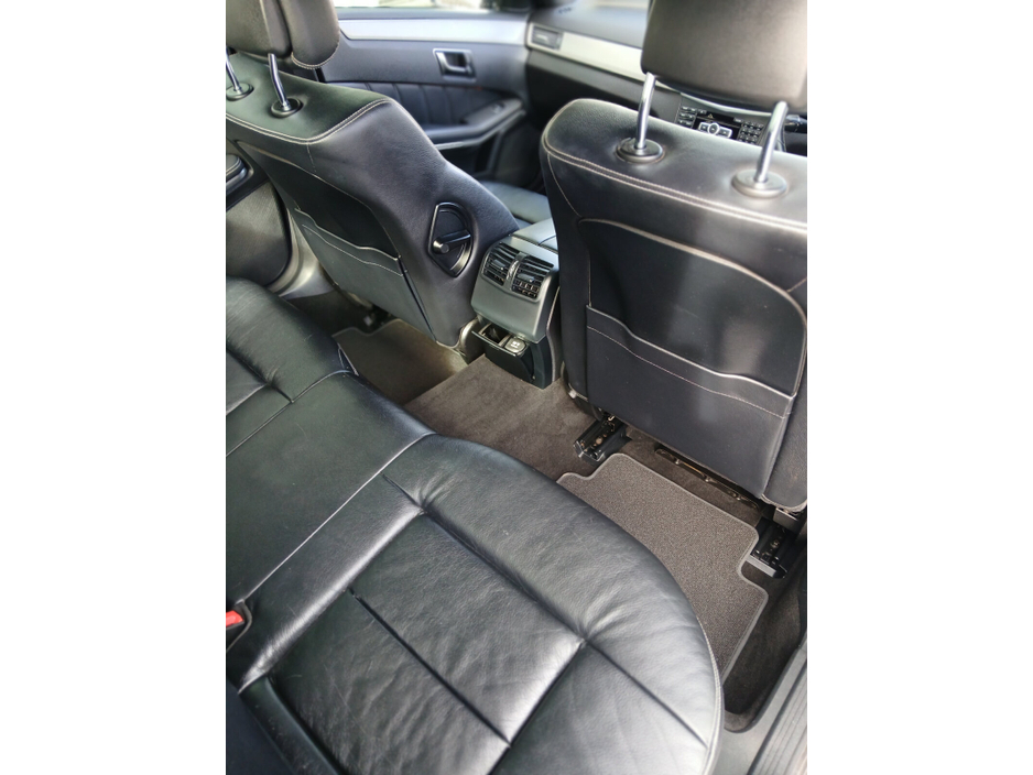 2012 Mercedes-Benz E Class - image 19