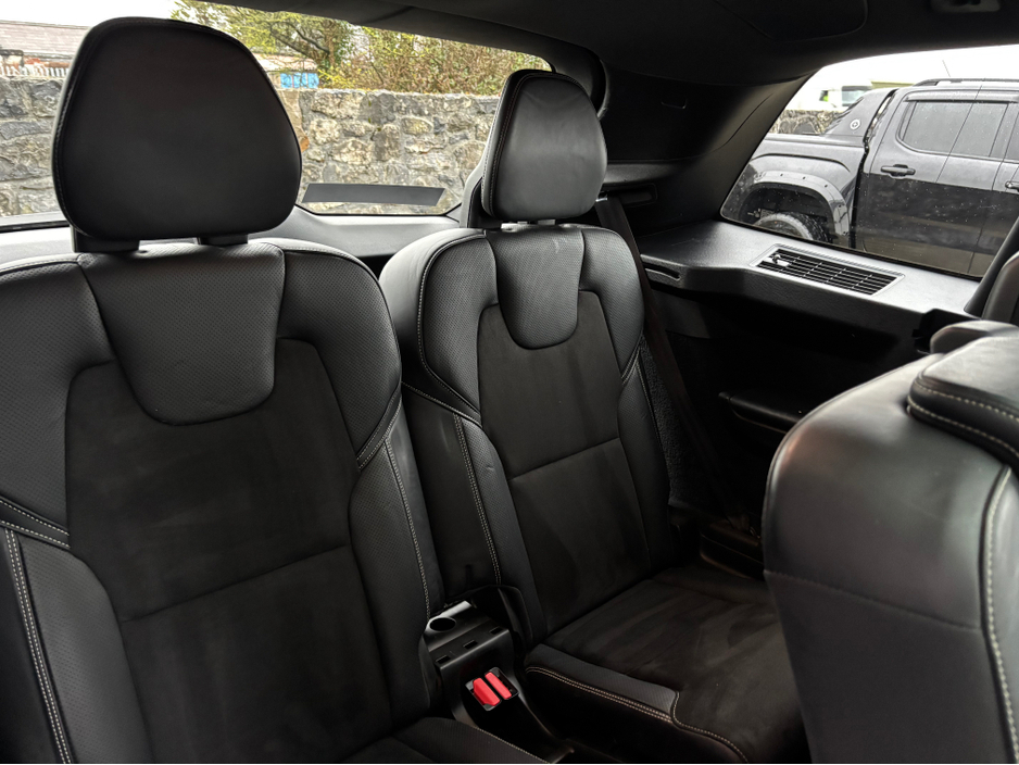 2019 Volvo XC90 - image 16