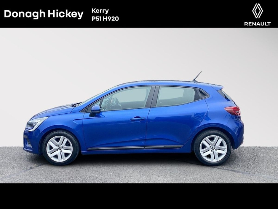 2022 Renault Clio - image 13