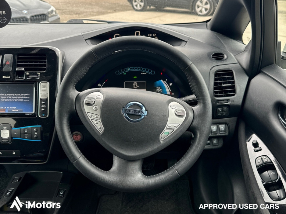 2017 Nissan Leaf Nissan Leaf 30kWh SV | Electric Hatchback | Cold Pack | Auto | White | Letterkenny €7,900