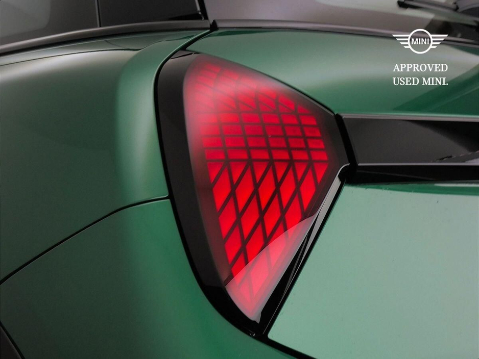 2024 MINI Hatch Cooper C 3 Door €34,900