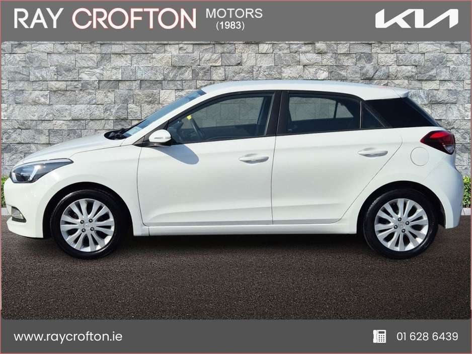 2017 Hyundai i20 - image 5