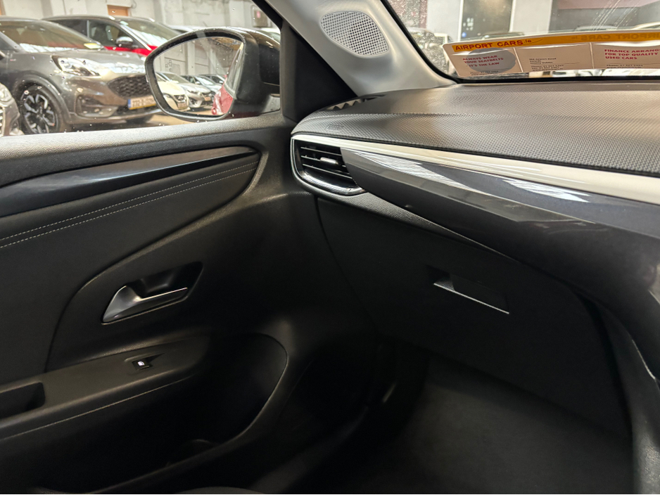 2023 Opel Corsa - image 14