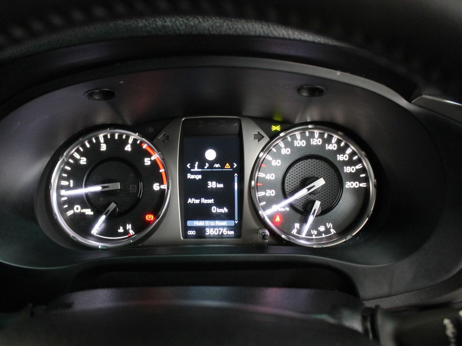 2024 Toyota Hilux 2.8 SR5 Double CAB 4DR €48,999