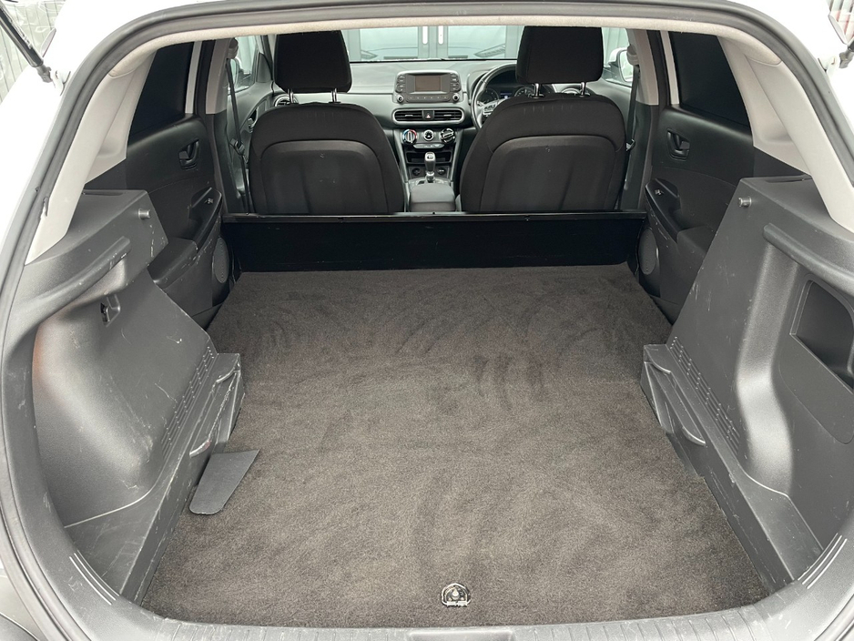 2020 Hyundai Kona - image 6