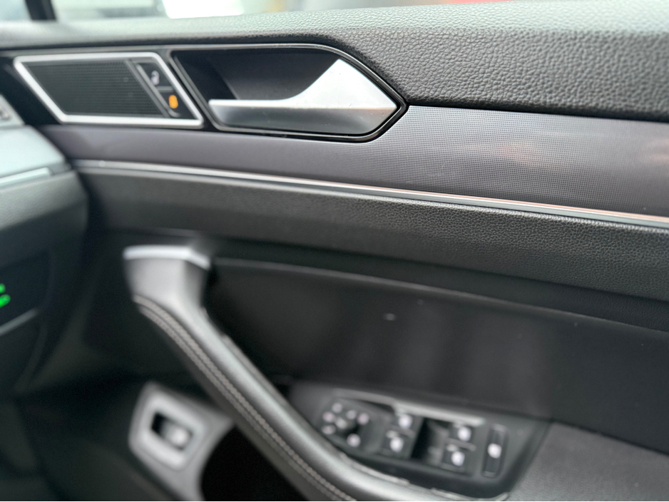 2018 Volkswagen Passat 2.0 TDI R-LINE AUTO*FULL SERVICE HISTORY* €21,995