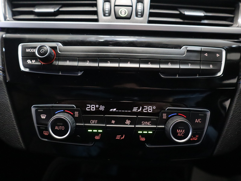 2021 BMW X1 - image 24