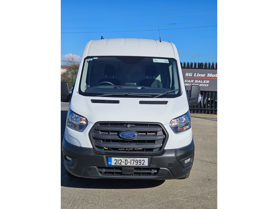 2021 Ford Transit - image 9