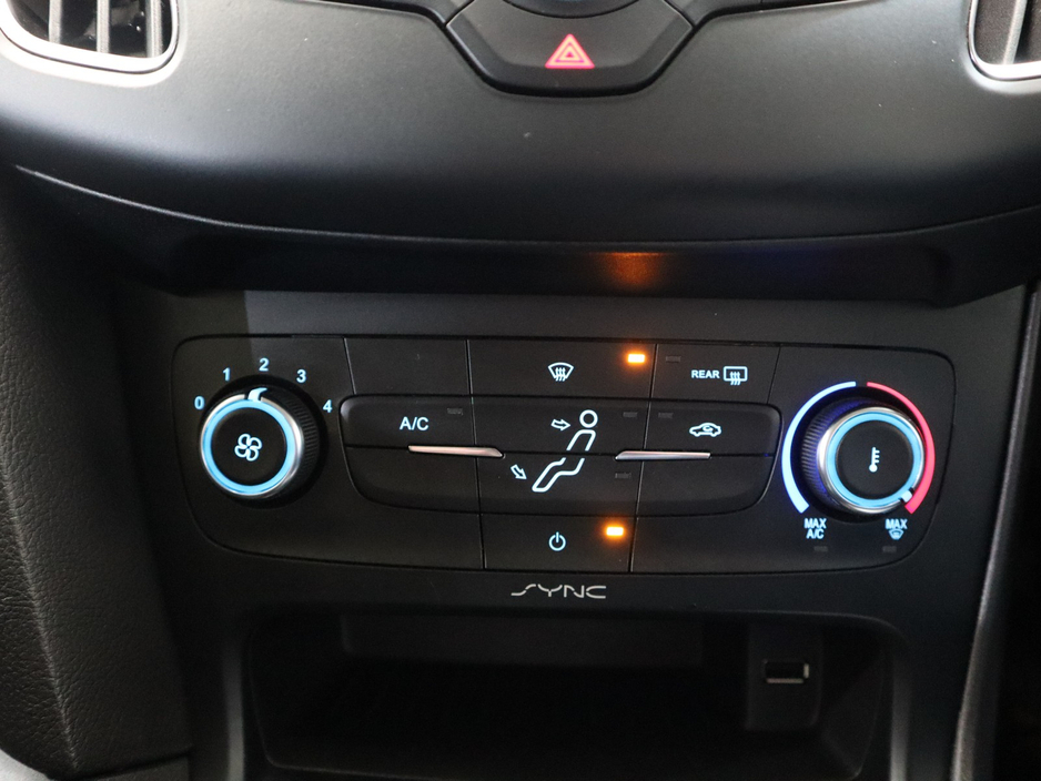 2016 Ford Focus *105* 1.5 TDCI STYLE ECONETIC 105PS 5DR €8,995