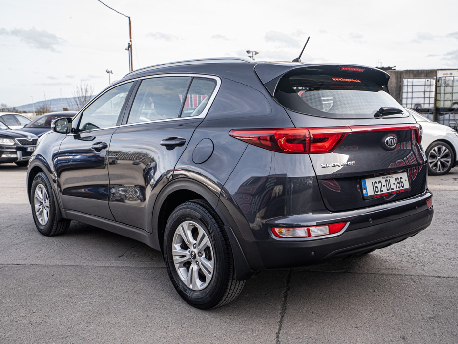 2016 Kia Sportage - image 12