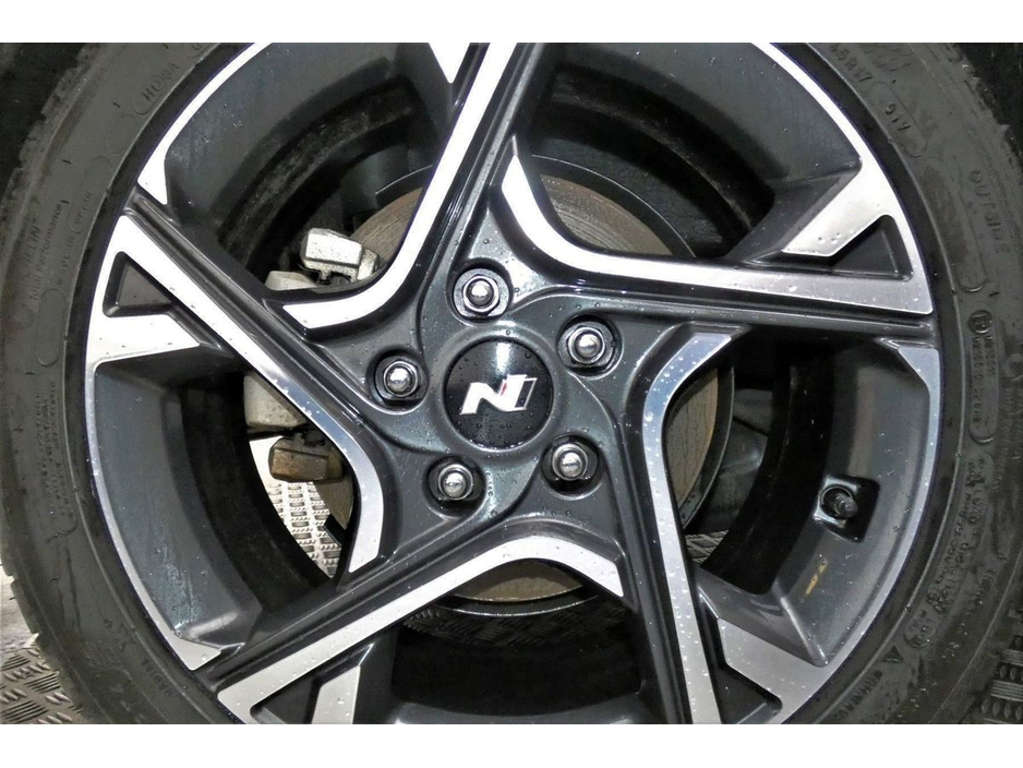 2023 Hyundai i30 - image 26