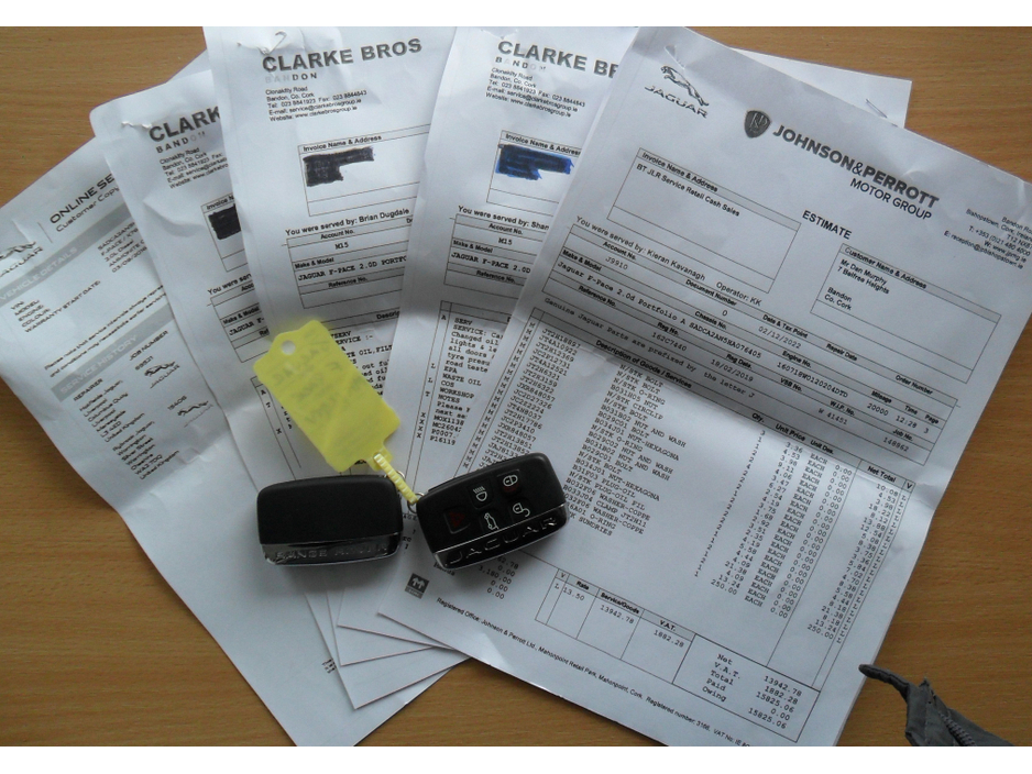 2016 Jaguar F-Pace 2.0 D PORTFOLIO  AUTO.......NCT 09/26........ENGINE REBUILT BY JAGUAR €18,995