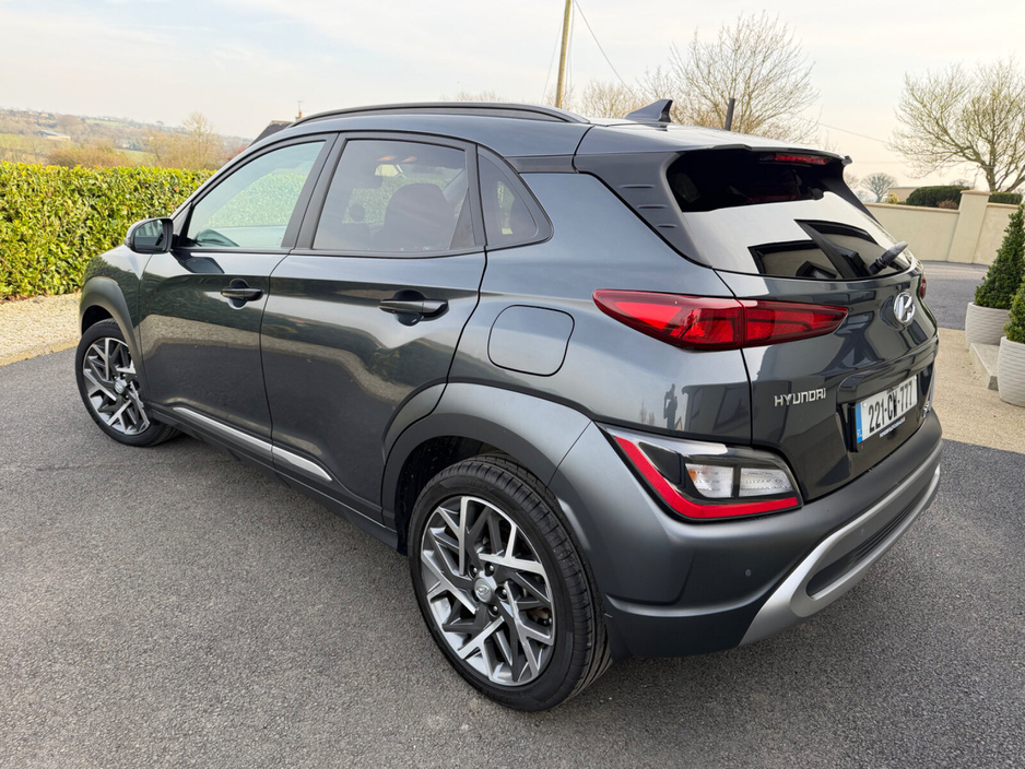 2022 Hyundai Kona - image 8