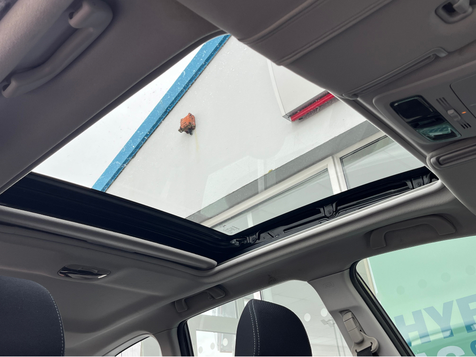 2018 Subaru Forester - image 18