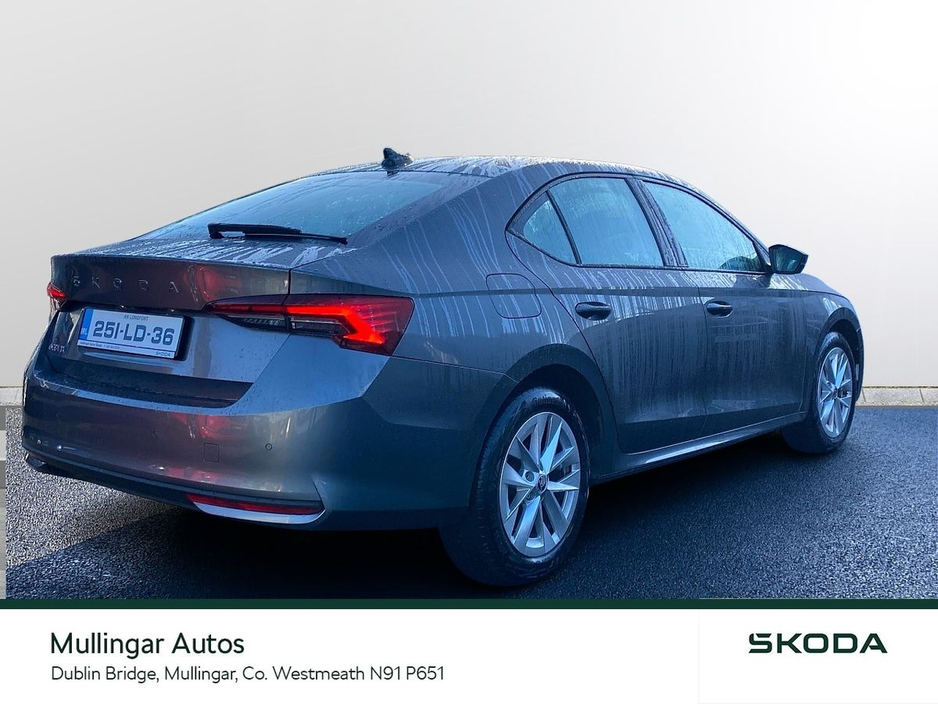 2025 Skoda Octavia Selection 2.0TDI 115HP €33,950