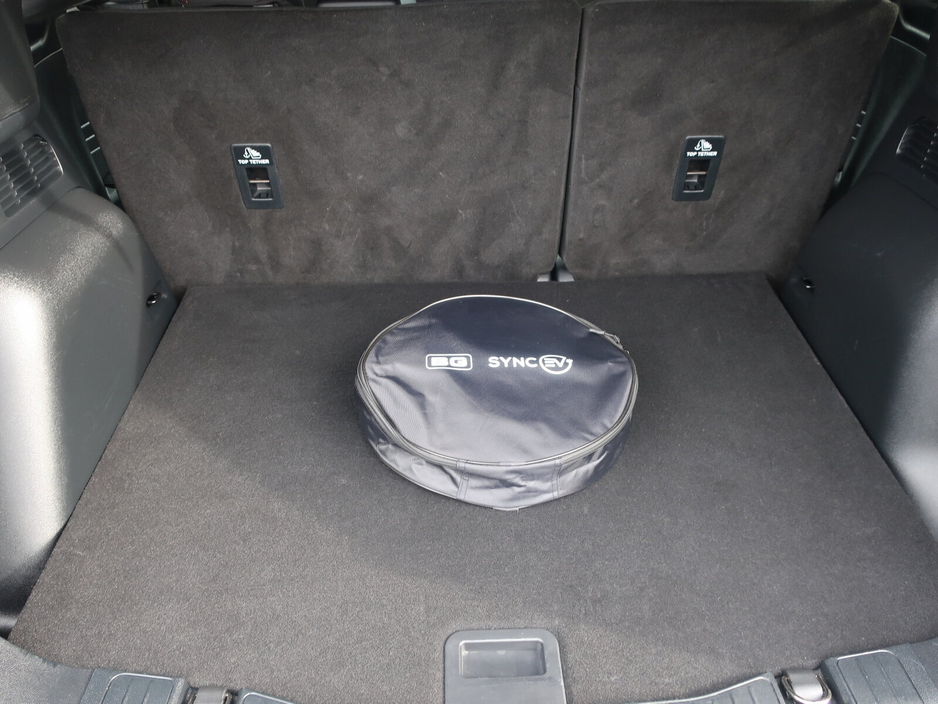 2025 Ford Kuga - image 10