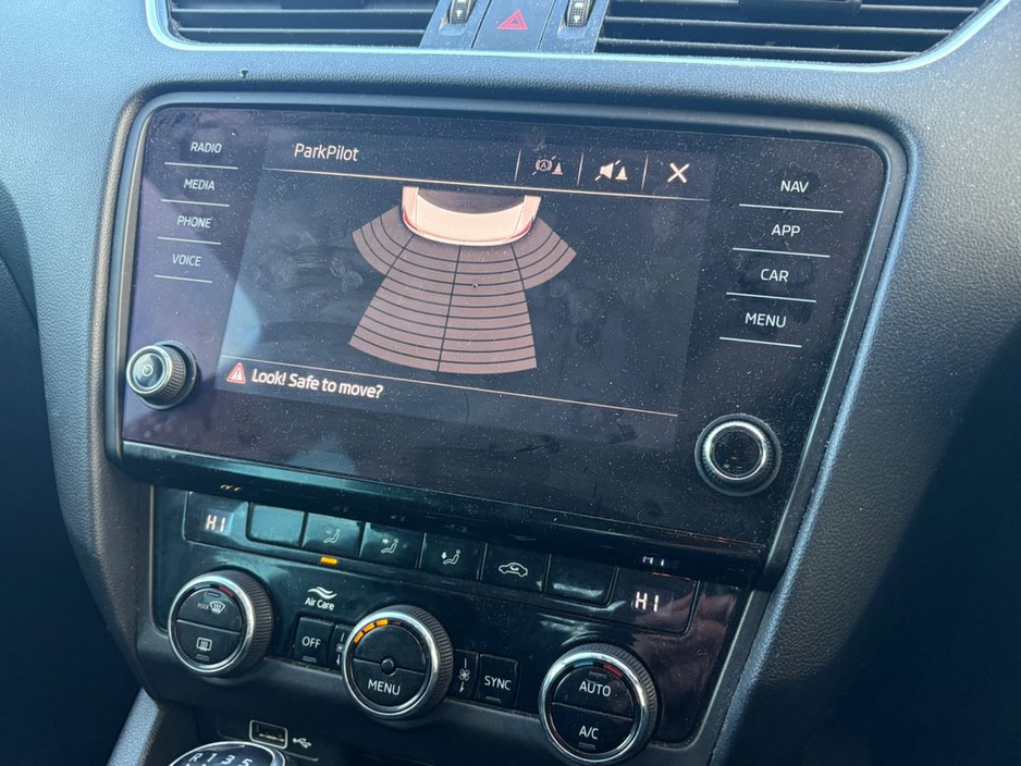 2018 Skoda Octavia 1.6 TDI 115 SE - Leather €11,895