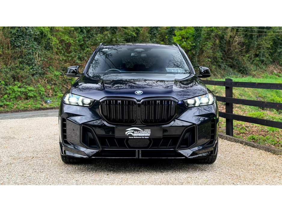 2024 BMW X5 - image 8