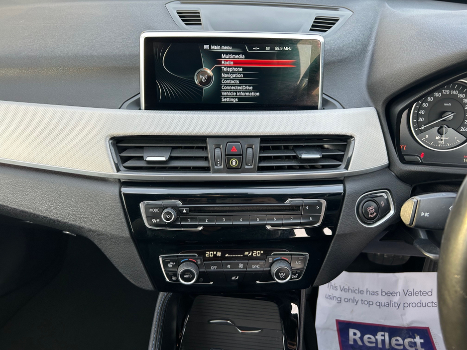 2016 BMW X1 - image 12