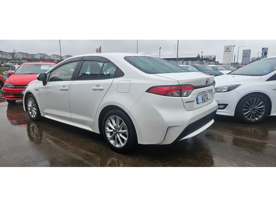 2020 Toyota Corolla - image 10