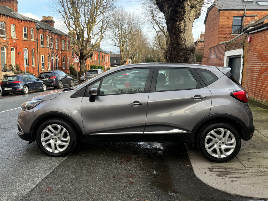 2014 Renault Captur 0.9 Petrol Intense, Only 73kms! New Nct 02/2027, Bluetooth, Cruise Control, A/C, Sat Nav, Alloys, 5 Doors, Service & Warranty Included, SIMI Dealer, €8,950