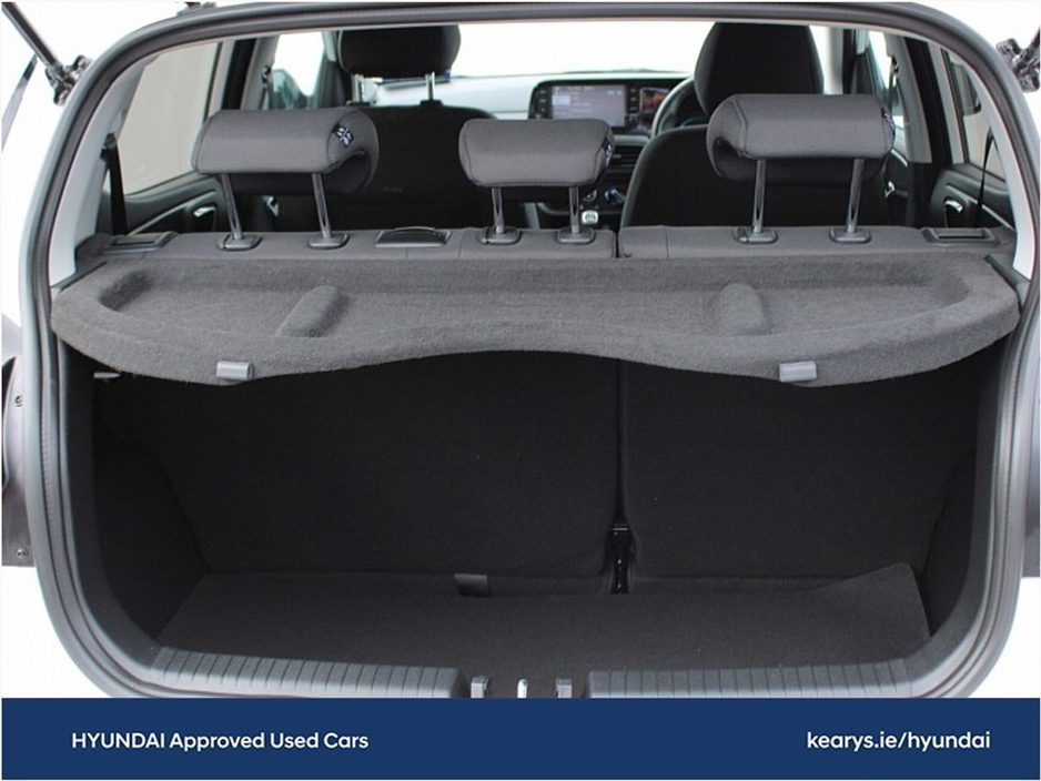 2024 Hyundai i10 - image 9