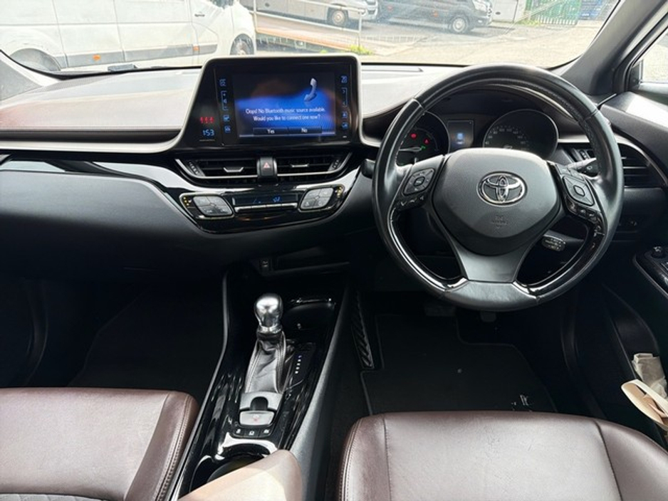 2018 Toyota C-HR - image 9