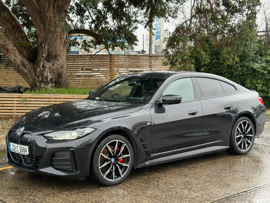 2023 BMW i4 M-SPORT..SUNROOF..KEYLESS ENTRY €32,350