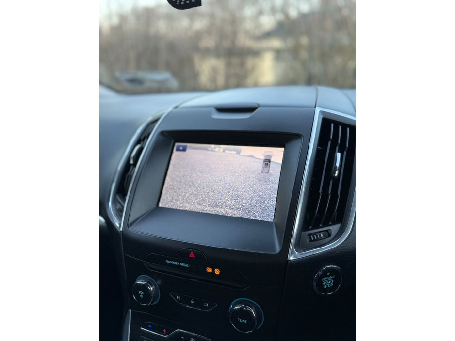 2021 Ford Galaxy - image 18