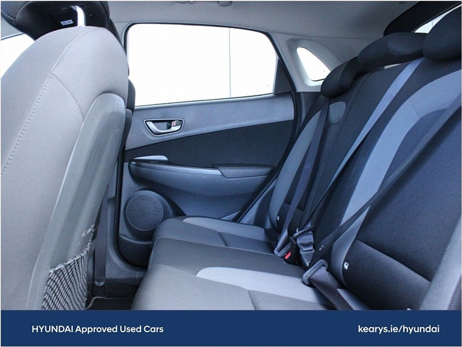 2020 Hyundai Kona - image 7