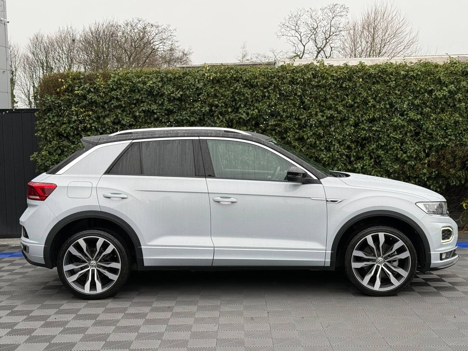 2020 Volkswagen T-Roc R-LINE 2.0 TDI * BIG SPEC * // PARKING SENSORS // R-LINE SPORT SEATS // DIGITAL CLUSTER €26,900