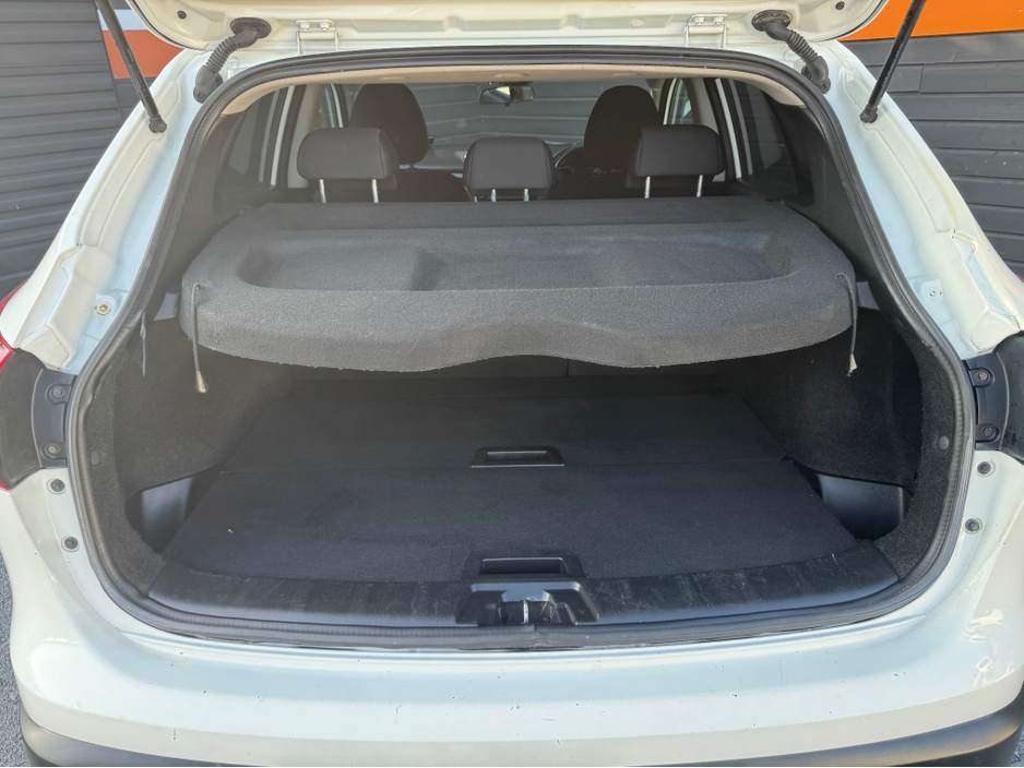 2017 Nissan Qashqai - image 19