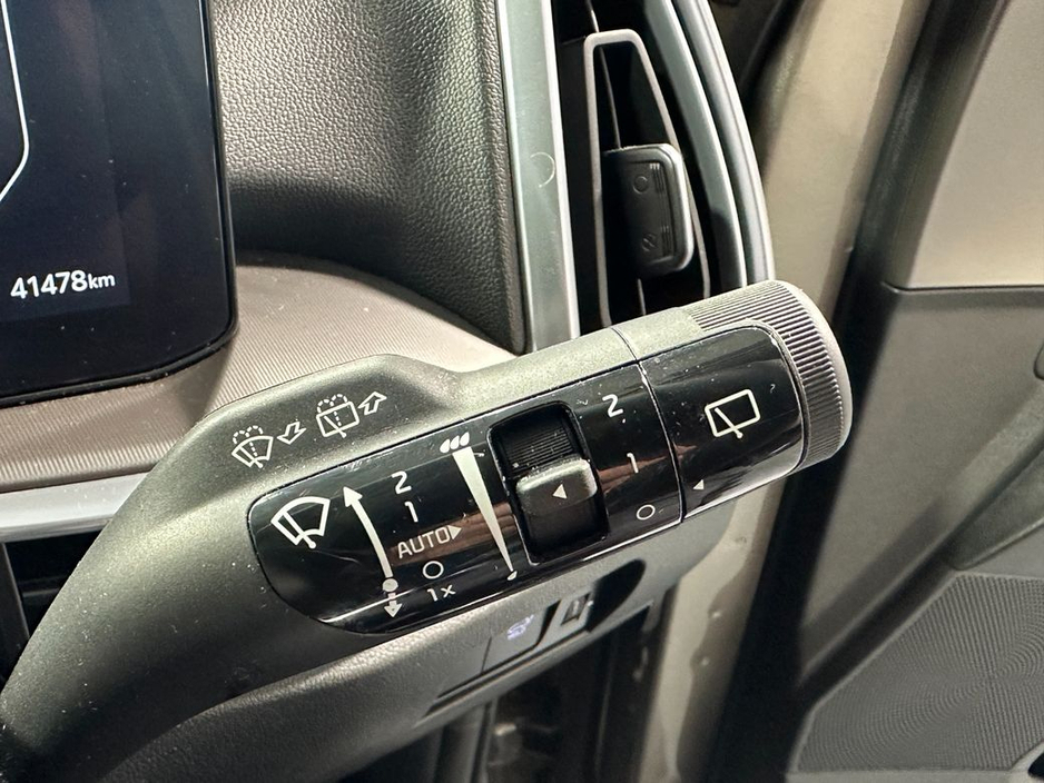 2024 Kia Sorento - image 17