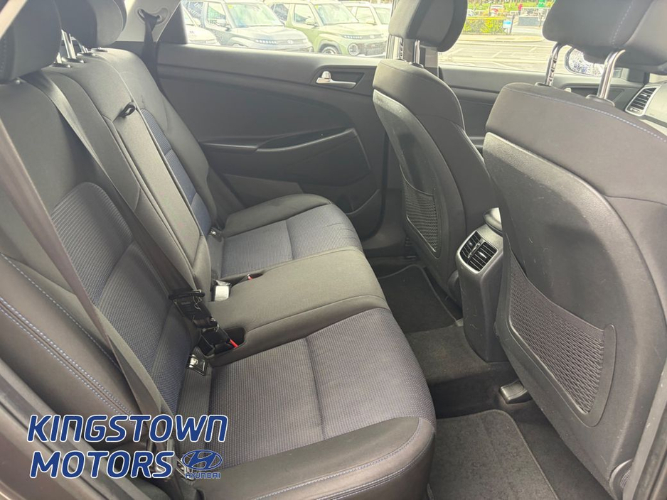 2016 Hyundai Tucson - image 7