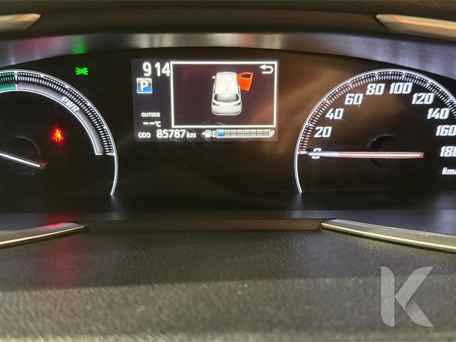 2019 Toyota Sienta - image 18