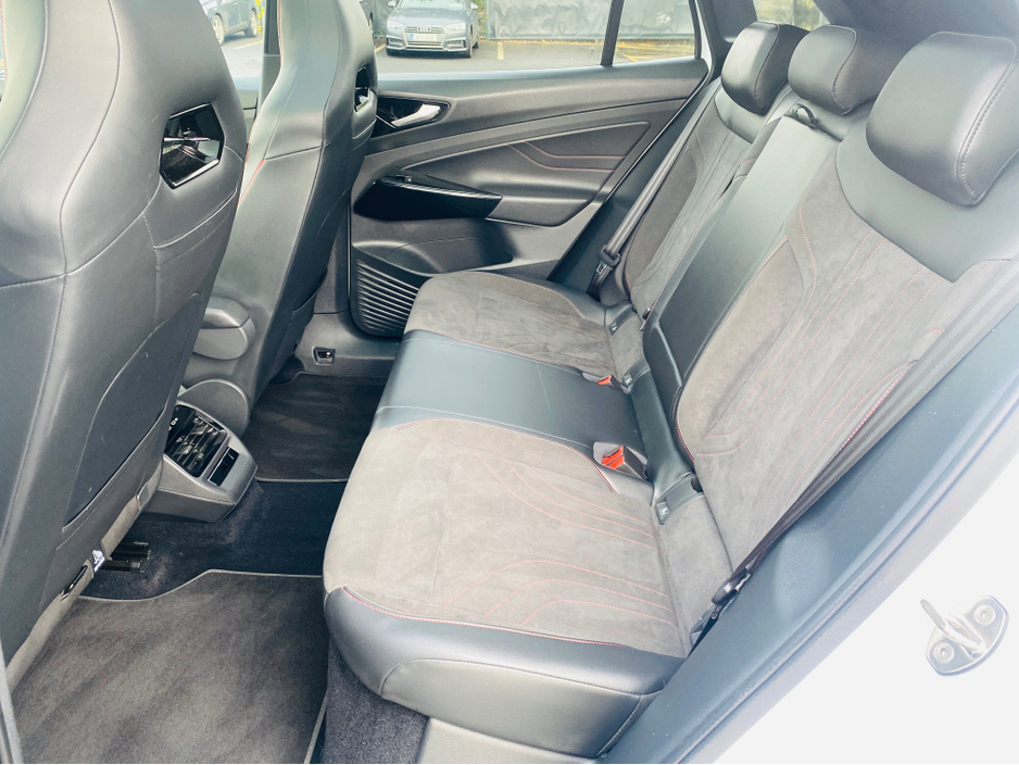 2023 Volkswagen ID.4 ID4 GTX MAX €34,995