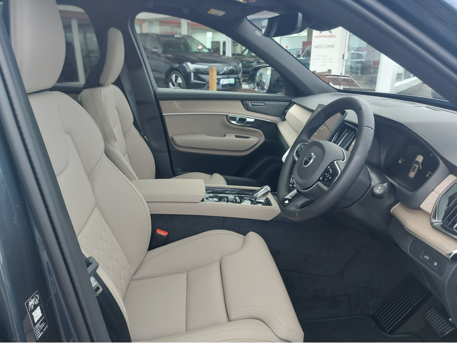 2026 Volvo XC90 T8 PHEV PLUS DARK AWD 5DR €99,950