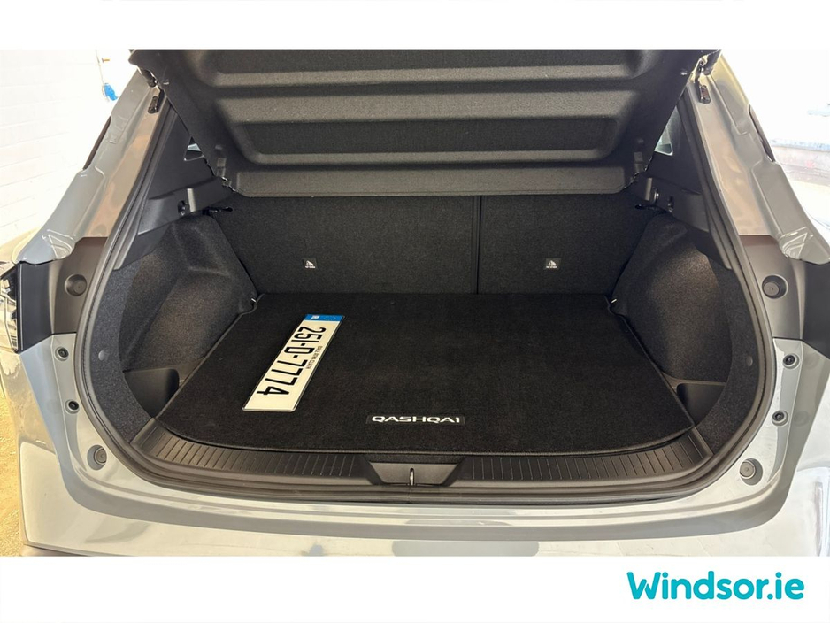 2025 Nissan Qashqai ePOWER QASHQAI SV PREMIUM €40,495