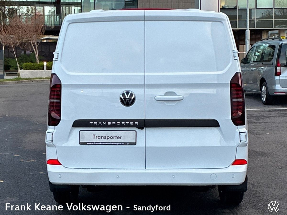 2025 Volkswagen Transporter TRENDLINE PLUS AUTO 30 LWB 150BHP *PRE REG SALE* *5YEAR WARRANTY* * *0% FINANCE AVAILABLE* *17" MONTE CARLO ALLOYS* *BODY COLOUR CODED BUMPERS* *APPLE CARPLAY/ANDROID AUTO* *REAR VIEW CAMERA* *FRONT A €36,545