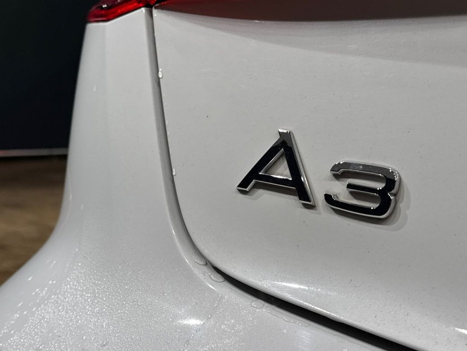 2016 Audi A3 - image 11