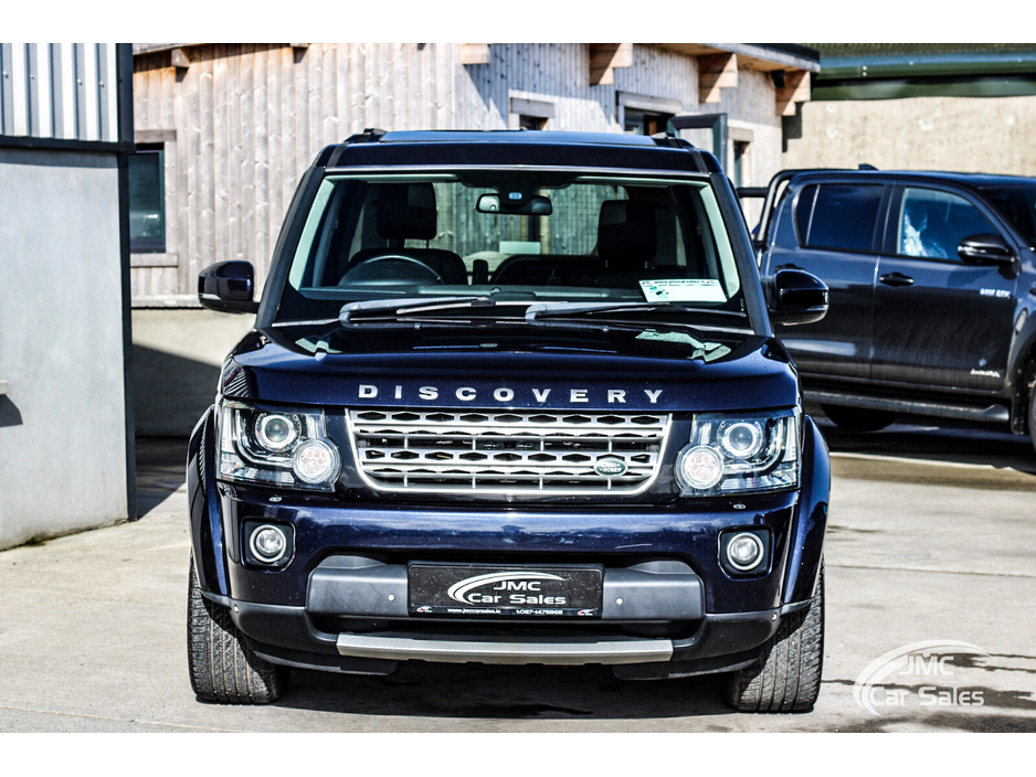 2014 Land Rover Discovery - image 10